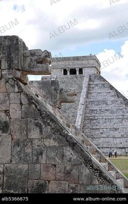 Rewolucja Kukulkanów: Wojna z Toltekami i Narodziny Nowej Ery w Yucatanie